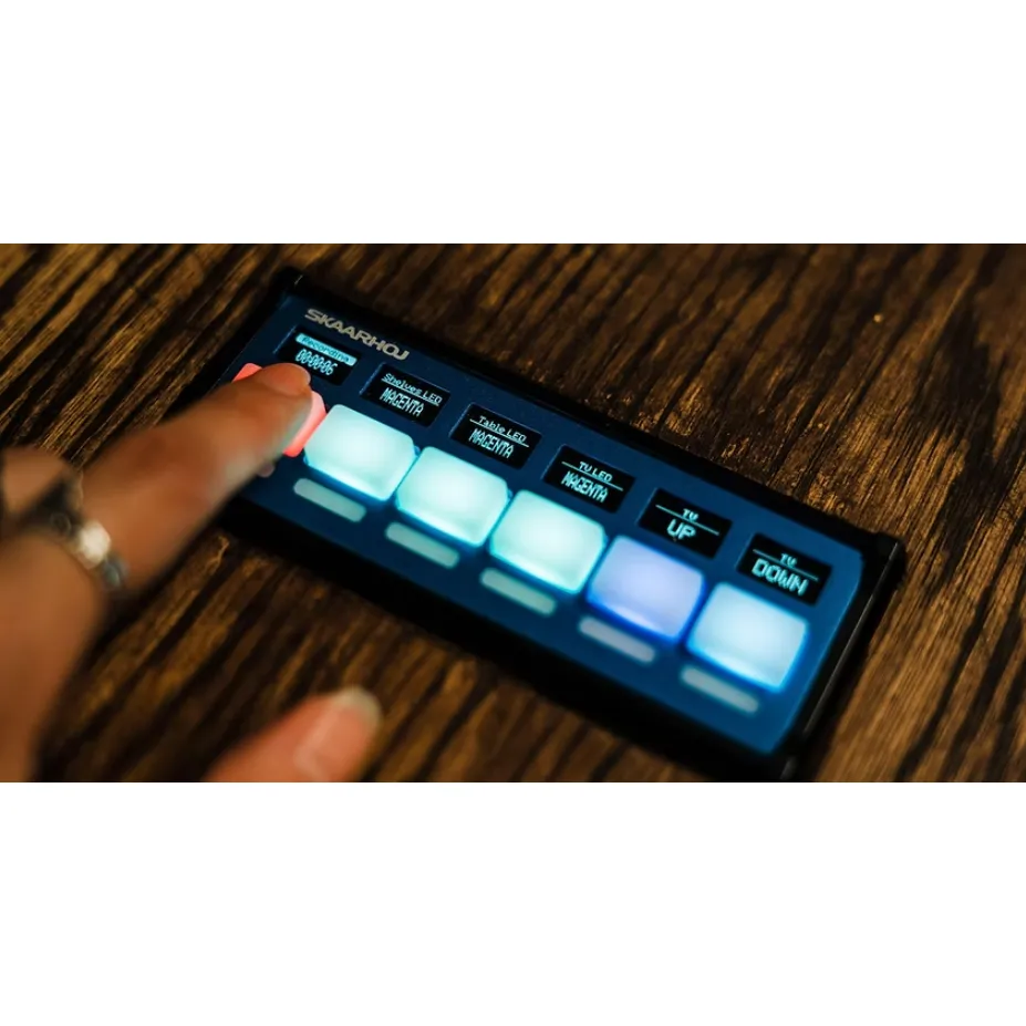 SKAARHOJ  Quick Bar w/Blue Pill Inside