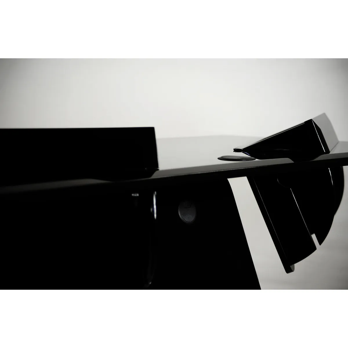 iDesk 19”Mahogany | 